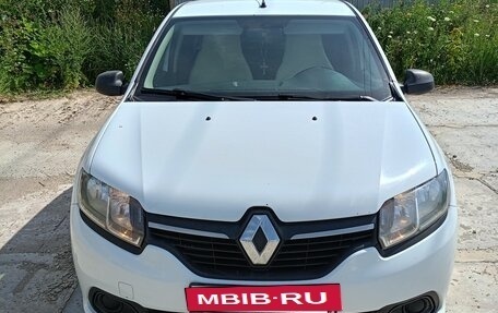 Renault Logan II, 2017 год, 700 000 рублей, 7 фотография
