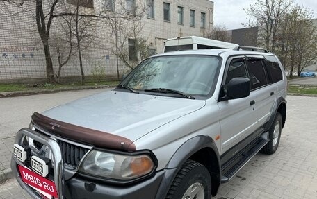 Mitsubishi Pajero Sport II рестайлинг, 2002 год, 925 000 рублей, 4 фотография