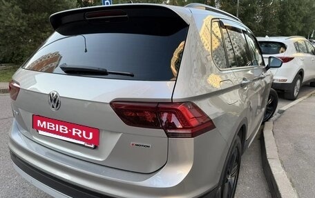Volkswagen Tiguan II, 2019 год, 2 500 000 рублей, 13 фотография