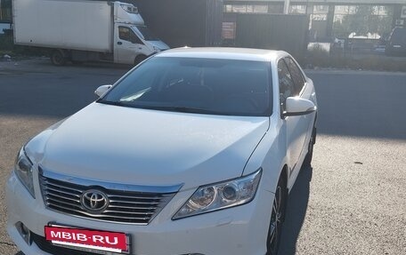 Toyota Camry, 2014 год, 1 400 000 рублей, 4 фотография