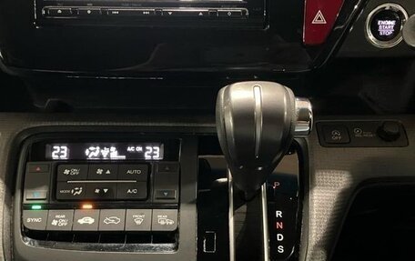 Honda Stepwgn IV, 2015 год, 1 210 000 рублей, 7 фотография