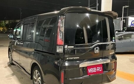 Honda Stepwgn IV, 2015 год, 1 210 000 рублей, 3 фотография