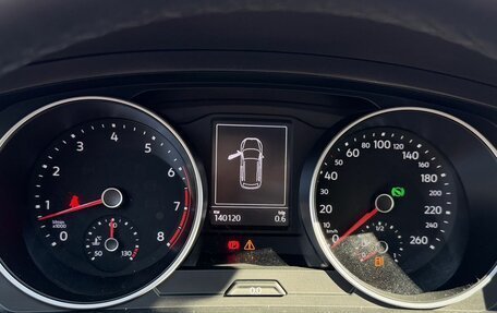 Volkswagen Tiguan II, 2019 год, 2 200 000 рублей, 11 фотография
