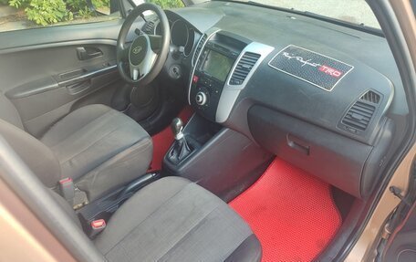 KIA Venga I, 2011 год, 700 000 рублей, 6 фотография