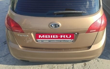 KIA Venga I, 2011 год, 700 000 рублей, 23 фотография