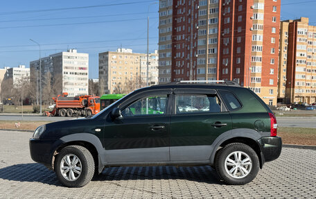 Hyundai Tucson III, 2008 год, 559 000 рублей, 2 фотография