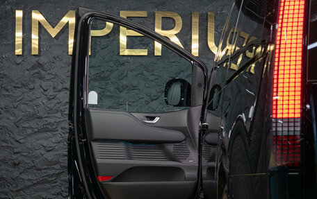 Hyundai Staria, 2026 год, 7 290 000 рублей, 29 фотография