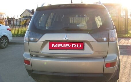Mitsubishi Outlander III рестайлинг 3, 2008 год, 800 000 рублей, 1 фотография