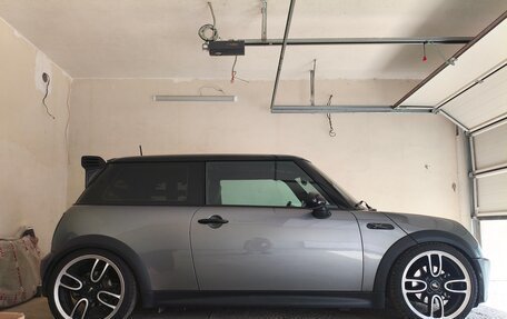 MINI Hatch, 2003 год, 1 600 000 рублей, 2 фотография