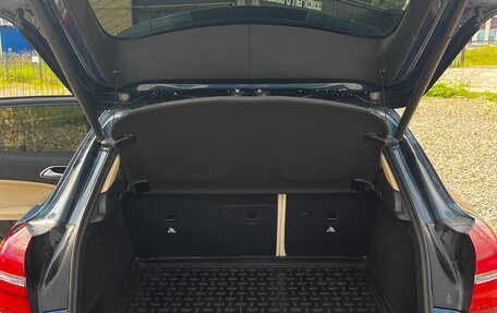 Mercedes-Benz GLA, 2018 год, 2 750 000 рублей, 13 фотография