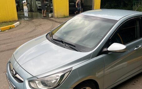 Hyundai Solaris II рестайлинг, 2011 год, 670 000 рублей, 8 фотография