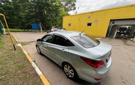 Hyundai Solaris II рестайлинг, 2011 год, 670 000 рублей, 9 фотография