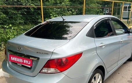 Hyundai Solaris II рестайлинг, 2011 год, 670 000 рублей, 5 фотография