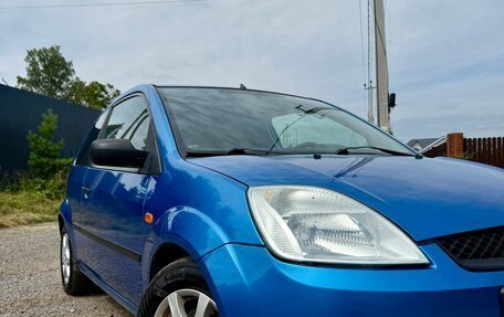 Ford Fiesta, 2003 год, 219 000 рублей, 2 фотография