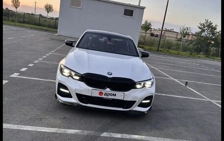 BMW 3 серия, 2019 год, 2 500 000 рублей, 3 фотография