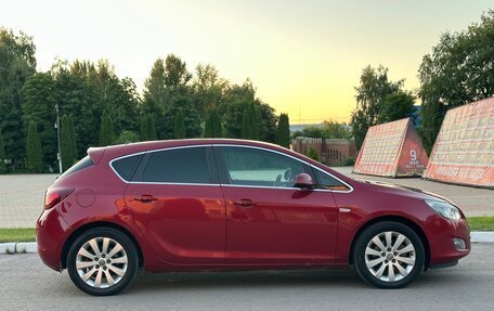 Opel Astra J, 2010 год, 550 000 рублей, 9 фотография