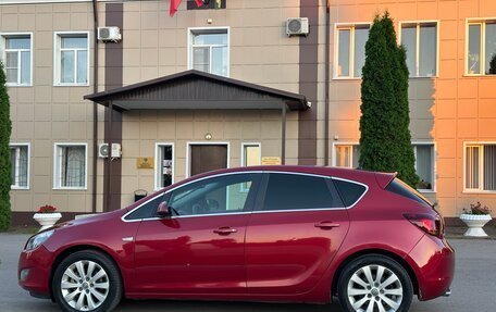 Opel Astra J, 2010 год, 550 000 рублей, 4 фотография