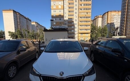 Skoda Rapid II, 2021 год, 1 650 000 рублей, 3 фотография