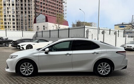 Toyota Camry, 2020 год, 3 000 000 рублей, 6 фотография