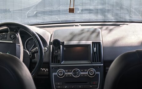 Land Rover Freelander II рестайлинг 2, 2014 год, 2 000 000 рублей, 10 фотография