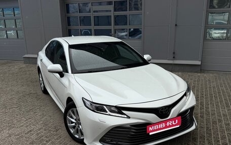 Toyota Camry, 2020 год, 3 000 000 рублей, 3 фотография