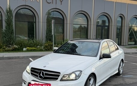 Mercedes-Benz C-Класс, 2012 год, 1 900 000 рублей, 17 фотография