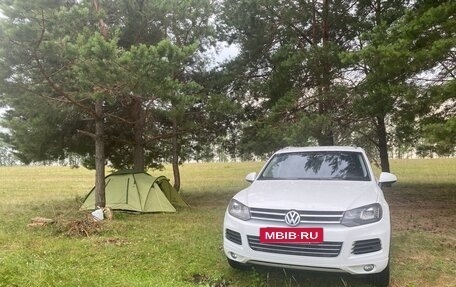 Volkswagen Touareg III, 2012 год, 1 750 000 рублей, 16 фотография