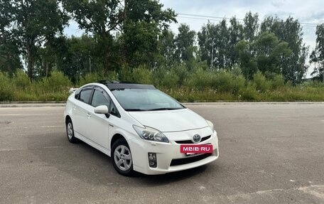 Toyota Prius, 2010 год, 1 200 000 рублей, 4 фотография