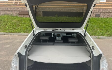 Toyota Prius, 2010 год, 1 200 000 рублей, 27 фотография