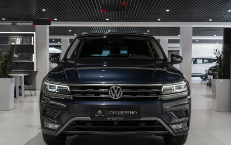Volkswagen Tiguan II, 2017 год, 2 545 000 рублей, 3 фотография
