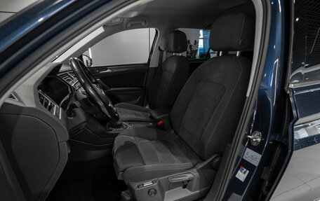 Volkswagen Tiguan II, 2017 год, 2 545 000 рублей, 9 фотография