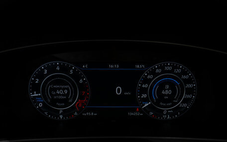 Volkswagen Tiguan II, 2017 год, 2 545 000 рублей, 11 фотография