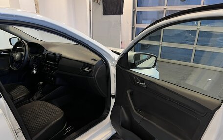 Volkswagen Polo VI (EU Market), 2021 год, 1 645 000 рублей, 27 фотография