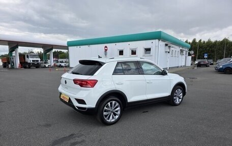 Volkswagen T-Roc I, 2023 год, 1 850 000 рублей, 12 фотография