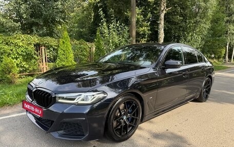 BMW 5 серия, 2021 год, 4 300 000 рублей, 10 фотография