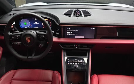 Porsche Macan, 2025 год, 10 500 000 рублей, 6 фотография