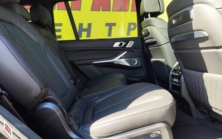 BMW X7, 2025 год, 24 990 000 рублей, 34 фотография