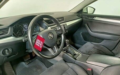 Skoda Superb III рестайлинг, 2016 год, 1 349 000 рублей, 12 фотография