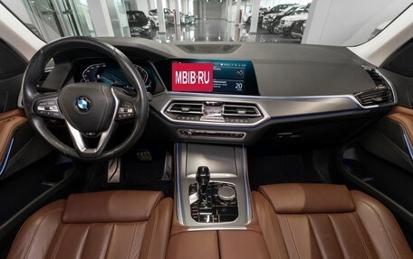 BMW X5, 2019 год, 6 300 000 рублей, 8 фотография
