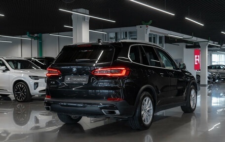 BMW X5, 2019 год, 6 300 000 рублей, 4 фотография