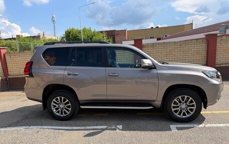 Toyota Land Cruiser Prado 150 рестайлинг 2, 2018 год, 5 079 500 рублей, 6 фотография