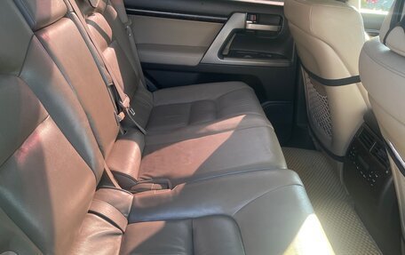 Toyota Land Cruiser 200, 2008 год, 2 650 000 рублей, 11 фотография