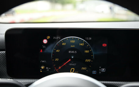 Mercedes-Benz CLA, 2019 год, 2 299 000 рублей, 15 фотография