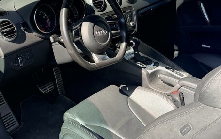 Audi TT, 2008 год, 2 950 000 рублей, 15 фотография