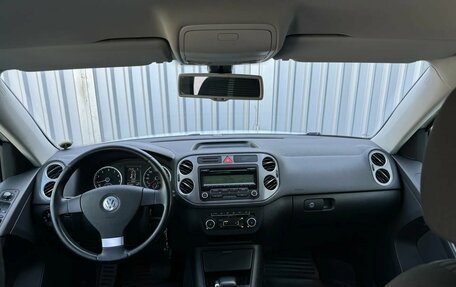 Volkswagen Tiguan I, 2010 год, 1 299 000 рублей, 10 фотография