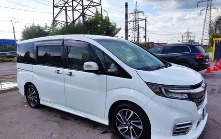 Honda Stepwgn IV, 2019 год, 2 550 000 рублей, 3 фотография