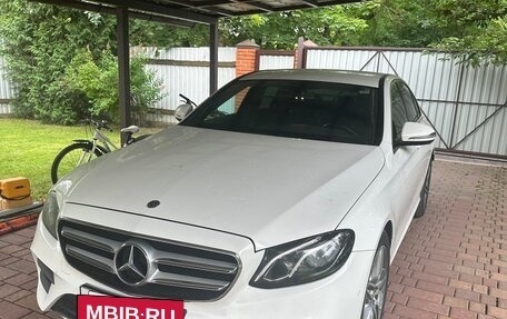 Mercedes-Benz E-Класс, 2018 год, 2 750 000 рублей, 4 фотография