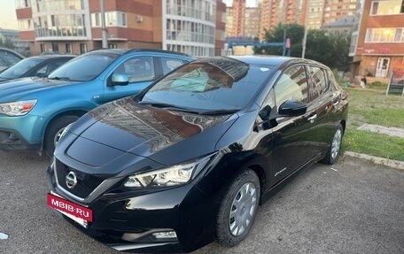 Nissan Leaf II, 2017 год, 1 790 000 рублей, 6 фотография