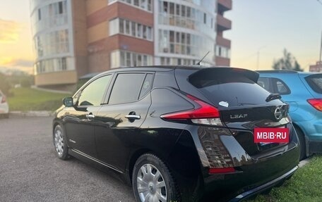 Nissan Leaf II, 2017 год, 1 790 000 рублей, 4 фотография