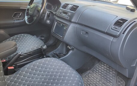 Skoda Fabia II, 2011 год, 580 000 рублей, 7 фотография